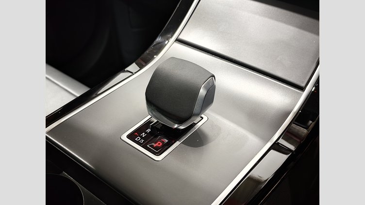 2024 Approved Land Rover Range Rover Velar Ostuni Pearl White P250 Petrol Standard Wheelbase Dynamic SE