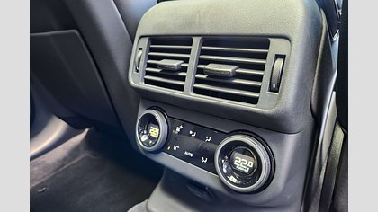 Range Rover Velar 57