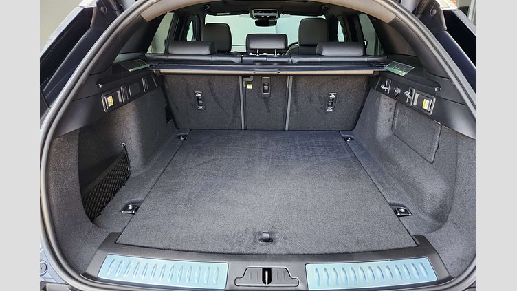 2025 Approved Land Rover Range Rover Velar Varesine Blue P250 Petrol Standard Wheelbase Dynamic SE