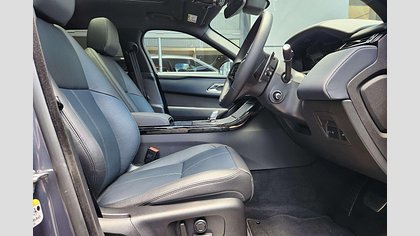 Range Rover Velar 13