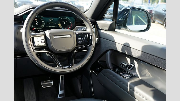 2026 Approved Land Rover Range Rover Sport Fuji White D250 Diesel Mild Hybrid Dynamic SE