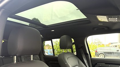Defender 110 13