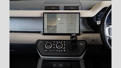 Defender 110 19
