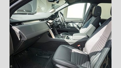 Discovery Sport 17