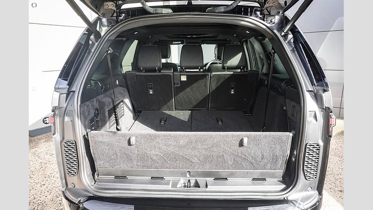 2024 Approved Land Rover Discovery Eiger Grey P360 Petrol Mild Hybrid Standard Wheelbase Dynamic SE