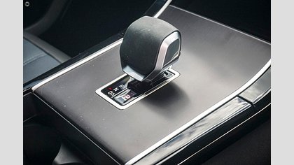 Range Rover Velar 13