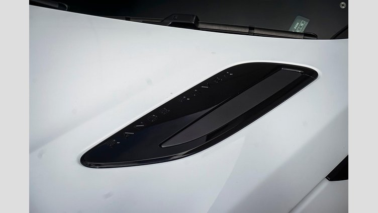 2026 Approved Land Rover Range Rover Velar Fuji White P250 Petrol Standard Wheelbase Dynamic SE