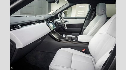 Range Rover Velar 15