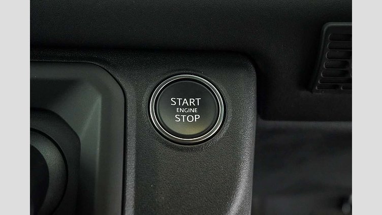 2024 Approved Land Rover Defender 110 Fuji White Petrol Plug-in Electric Hybrid X-Dynamic SE