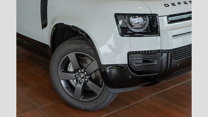 Defender 110 1