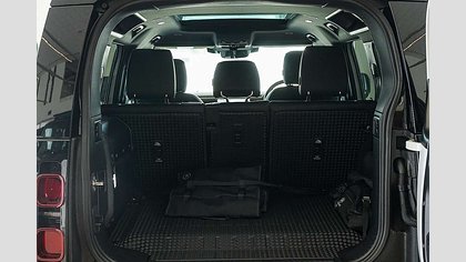 Defender 110 8