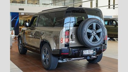 Defender 110 5