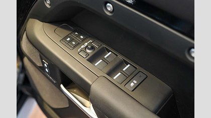 Defender 110 18