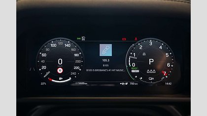 Defender 110 23