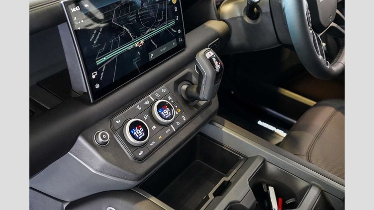 2025 Approved Land Rover Defender 110 Santorini Black Petrol Plug-in Electric Hybrid X-Dynamic SE