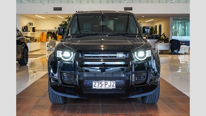 Defender 110 2