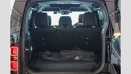 Defender 110 8