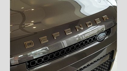Defender 110 43