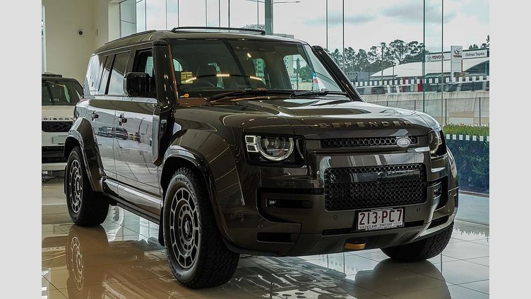 2025 Approved Land Rover Defender 110 Charente Grey P635 Petrol V8 Mild Hybrid OCTA