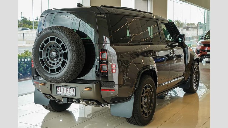 2025 Approved Land Rover Defender 110 Charente Grey P635 Petrol V8 Mild Hybrid OCTA