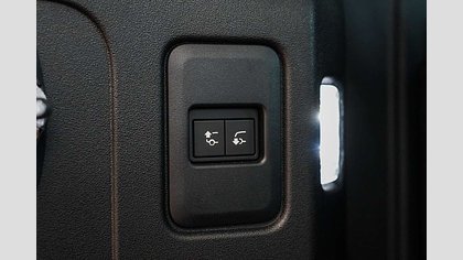 Defender 110 9