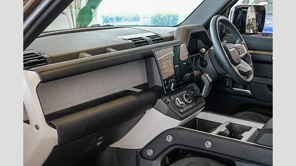 Defender 110 31