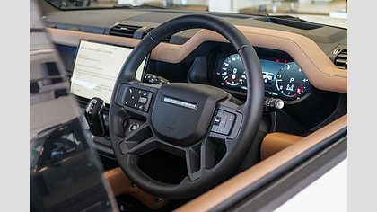 Defender 130 12