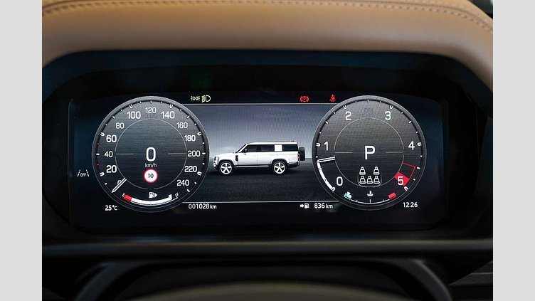 2025 Approved Land Rover Defender 130 Fuji White D350 Diesel Mild Hybrid X-Dynamic SE