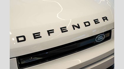 Defender 130 34