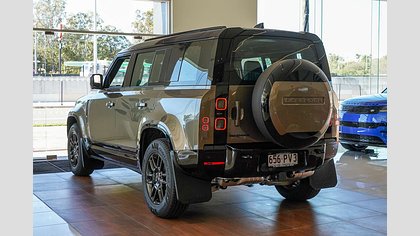 Defender 110 5