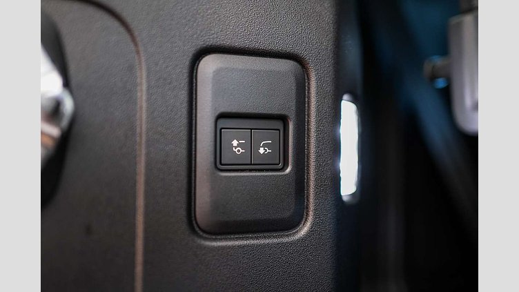 2025 Approved Land Rover Defender 110 Gondwana Stone D350 Diesel Mild Hybrid X-Dynamic SE