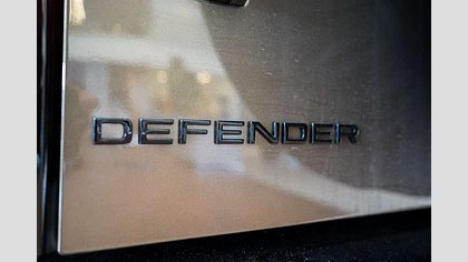 Defender 110 12
