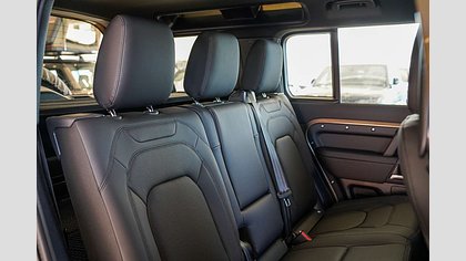 Defender 110 18