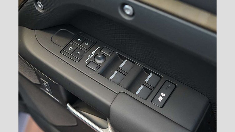 2025 Approved Land Rover Defender 110 Gondwana Stone D350 Diesel Mild Hybrid X-Dynamic SE