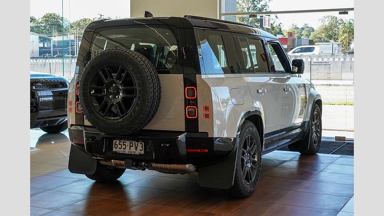 2025 Approved Land Rover Defender 110 Borasco Grey D350 Diesel Mild Hybrid X-Dynamic SE