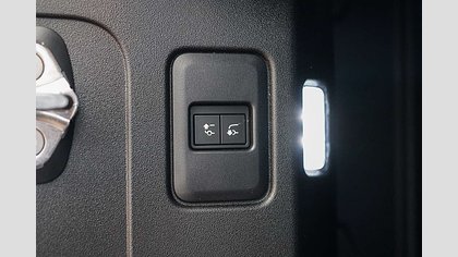 Defender 110 9