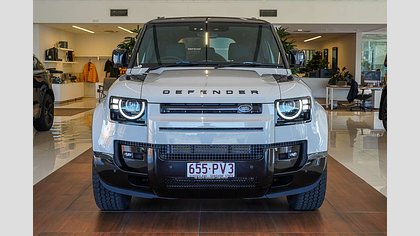 Defender 110 2