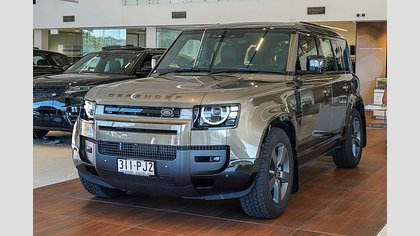 Defender 110 3
