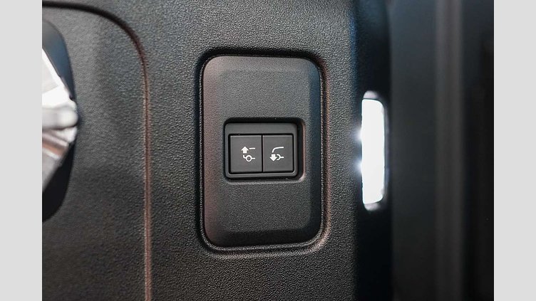 2025 Approved Land Rover Defender 110 Gondwana Stone D350 Diesel Mild Hybrid X-Dynamic SE