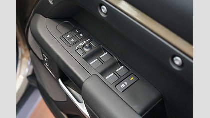 Defender 110 18
