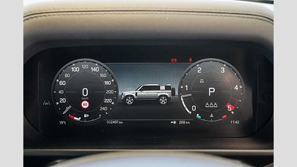 Defender 110 23