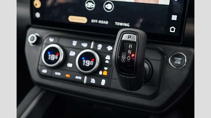 Defender 110 27