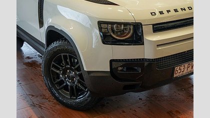 Defender 90 1
