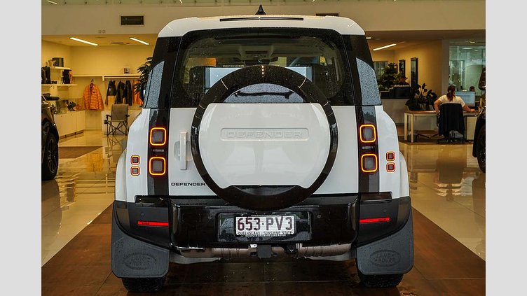 2026 Approved Land Rover Defender 90 Fuji White D250 Diesel Mild Hybrid S