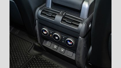 Defender 110 23