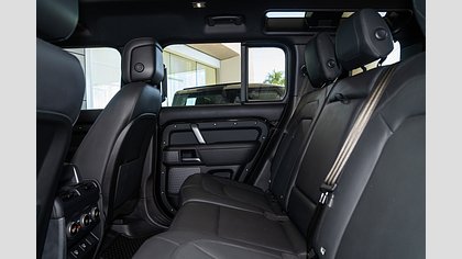 Defender 110 7