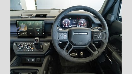 Defender 110 11
