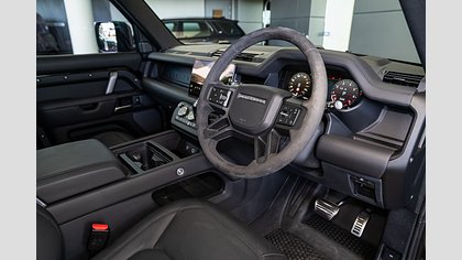 Defender 110 6