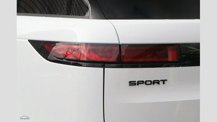 2026 Approved Land Rover Range Rover Sport Fuji White D250 Diesel Mild Hybrid Dynamic SE