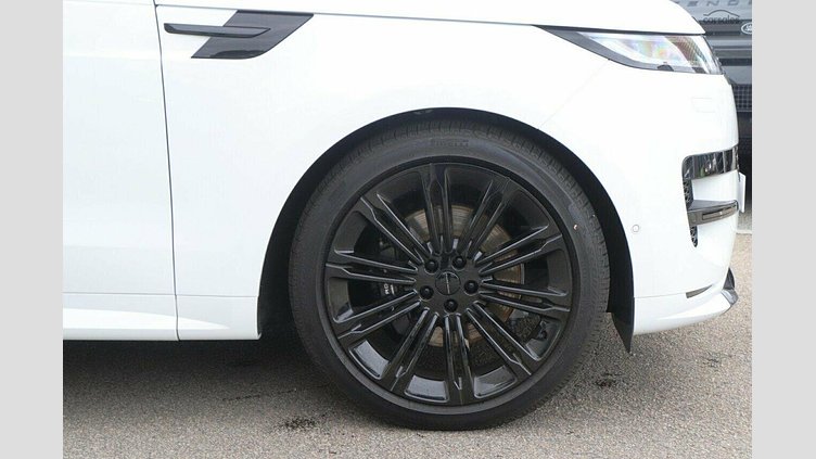 2026 Approved Land Rover Range Rover Sport Fuji White D250 Diesel Mild Hybrid Dynamic SE